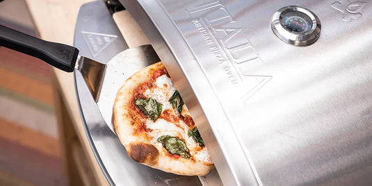 cleaning pizza oven